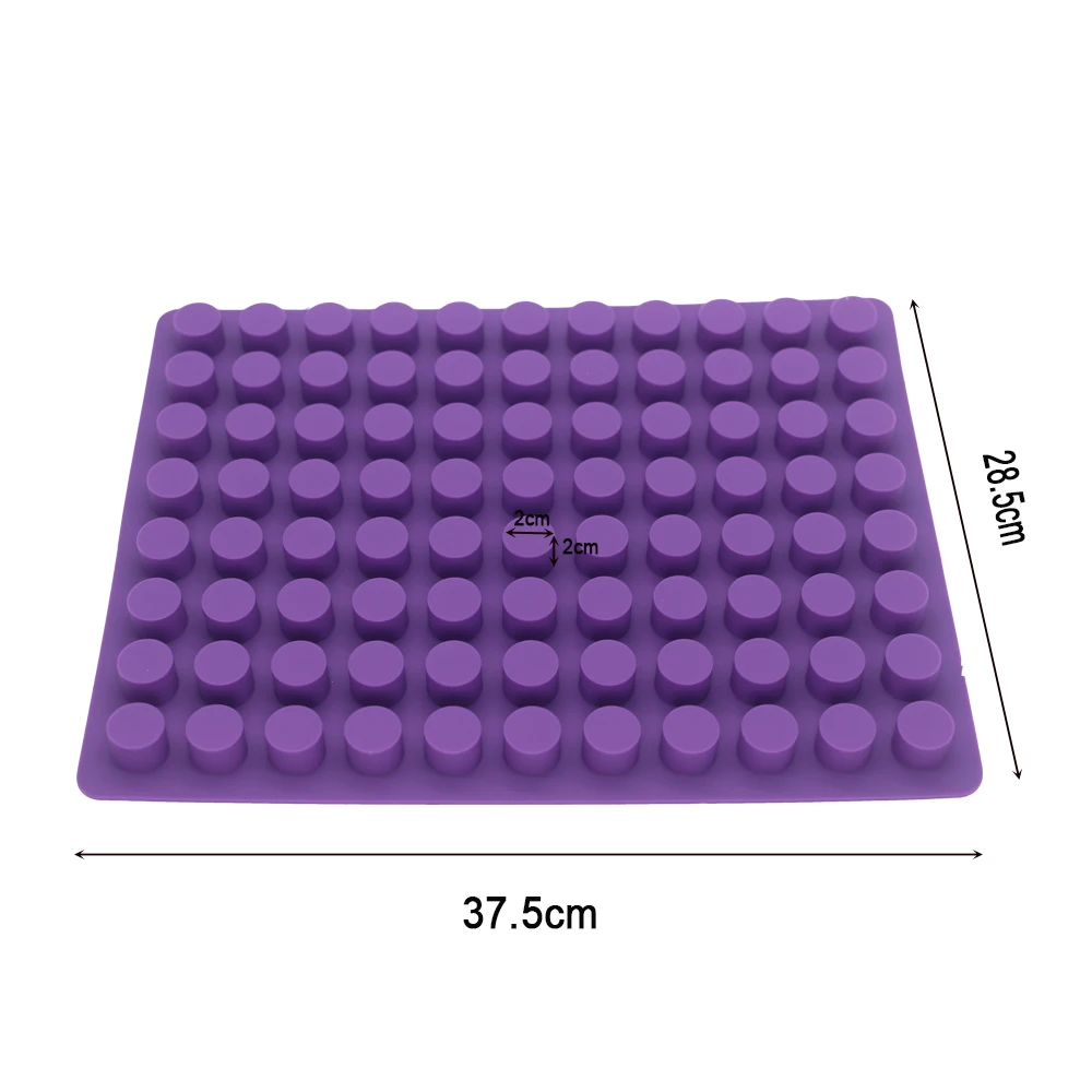 قوالب الحلوى والثلج مصنوعة من السيليكون بـ 88 قالب وبقطر 2 سم